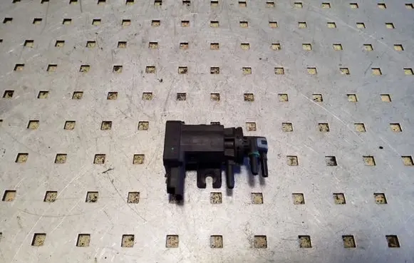 Peugeot 208 Turbo solenoid valve 9810400480