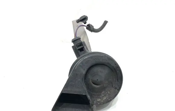 Volkswagen Touareg II Horn signal 7P6951221A