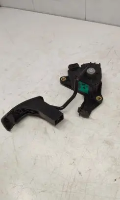 Nissan Qashqai Accelerator throttle pedal 2492B00920