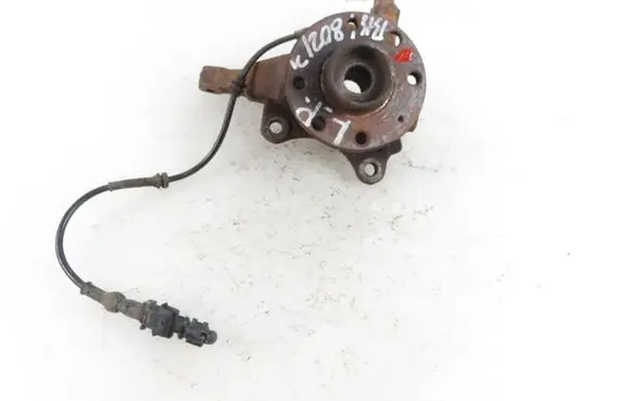 Opel Corsa C Front wheel hub spindle knuckle 