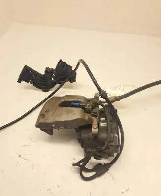 Mercedes-Benz E W213 Rear brake caliper A2135468200