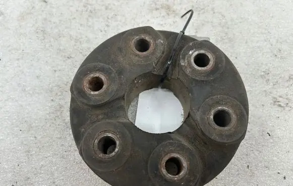 Jaguar XJ X300 Rear prop shaft donut coupling/joint 249537 SGF SGF8