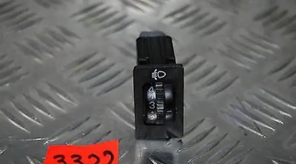 Toyota Avensis T220 Headlight level height control switch
