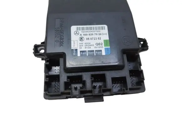 Mercedes-Benz A W169 Door control unit/module A1698207026 05072352