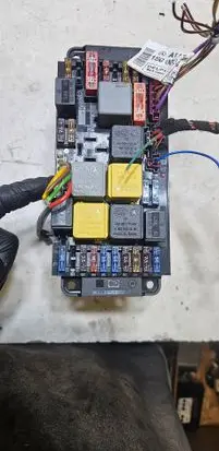 Mercedes-Benz CLK A209 C209 Fuse box set 2095451401 5DK00848512