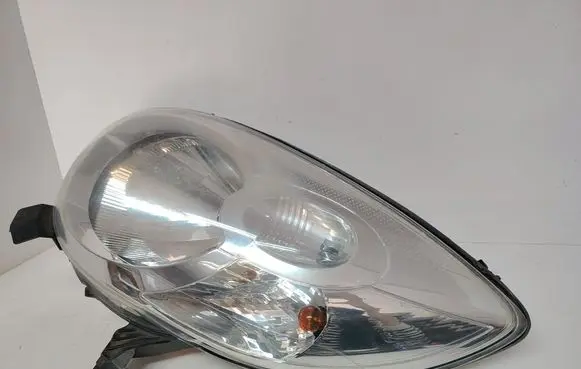 Citroen C1 Headlight/headlamp 89032402