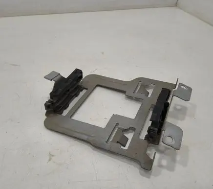 Volkswagen Touran I Engine control unit holder 1T0906216L