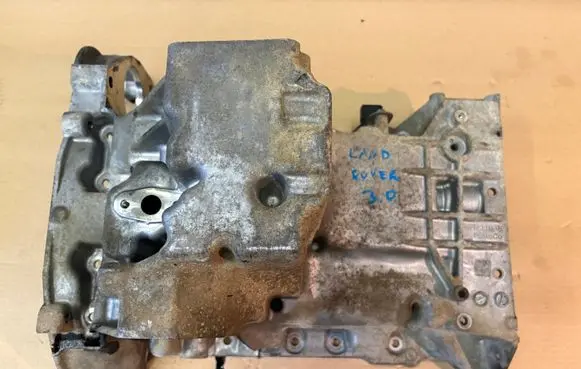 Land Rover Range Rover L405 Oil sump 9H2Q6675B