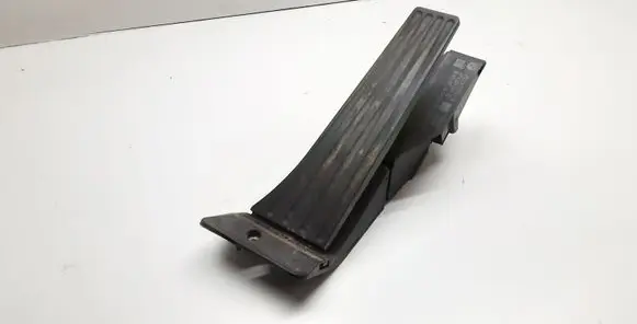 BMW 1 E81 E87 Accelerator throttle pedal 6793742 35426793742