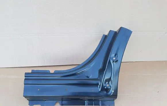 Toyota RAV 4 (XA40) Other sill/pillar trim element 