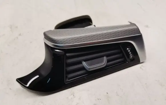 BMW 5 G30 G31 Dashboard side air vent grill/cover trim 9330858