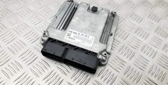 Volkswagen Golf VII Engine control unit/module ECU 04L907309B 0281018510