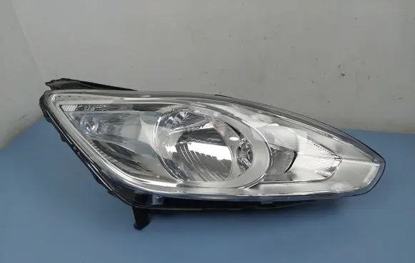 Ford Grand C-MAX Headlight/headlamp AM5113W029AE 20C565R