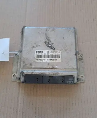 Alfa Romeo 156 Engine control unit/module 0281010020