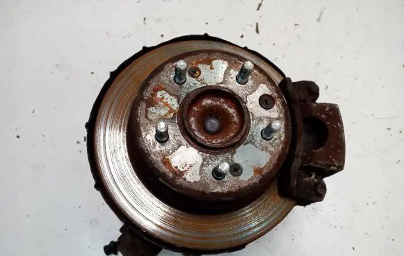 Rear wheel hub