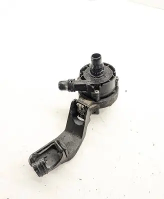 BMW 5 G30 G31 Electric auxiliary coolant/water pump 9372723