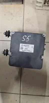 Audi A8 S8 D4 4H ABS Pump 4H0907379A