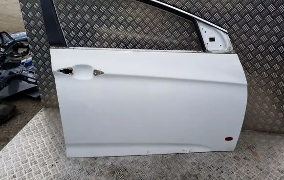 Hyundai i40 Front door