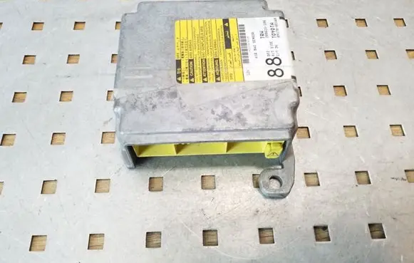 Toyota Avensis T250 Airbag control unit/module 8917005160 208623106