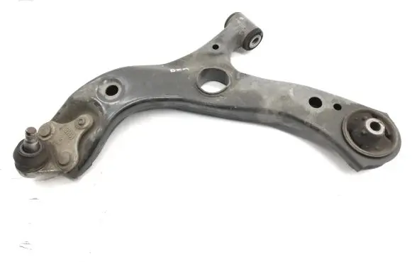 Toyota C-HR I Front lower control arm/wishbone