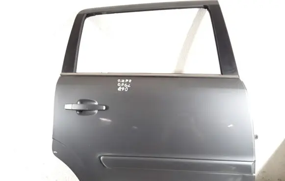 Opel Zafira B Rear door 