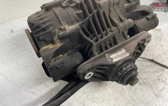 BMW X6 E71 Rear differential P759526102