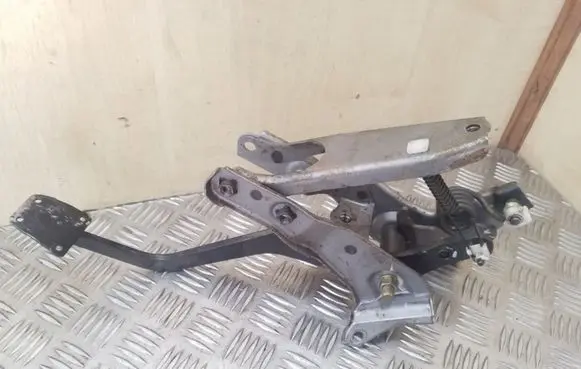 Clutch pedal
