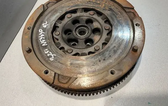 BMW 3 E92 E93 Dual mass flywheel 7559529