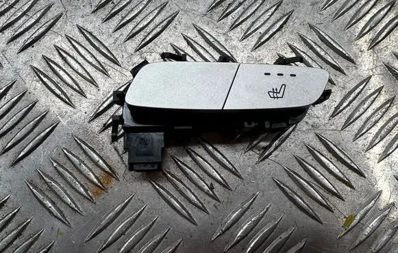 Mercedes-Benz GLC X253 C253 Seat heating switch A2139057502