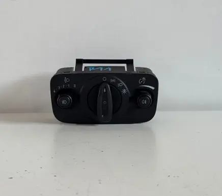 Ford Kuga II Light switch 10099412