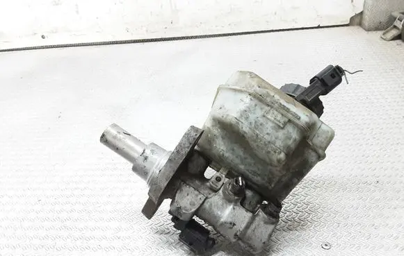 Volkswagen PASSAT B6 Master brake cylinder 3C1611301