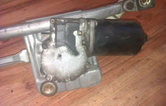 Ford Mondeo MK II Wiper motor