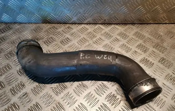 Mercedes-Benz E W211 Intercooler hose/pipe 2115282782 A2115282782