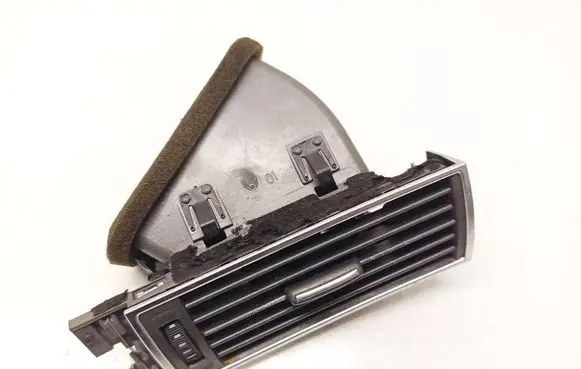 Audi A6 S6 C6 4F Dash center air vent grill 4f1820902b