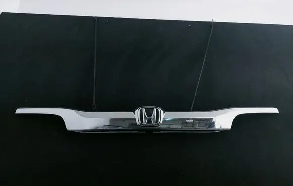 Honda CR-V Tailgate trim 74890T1VR000