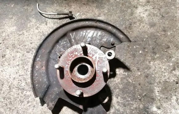 Ford B-MAX Front wheel hub AY1C3K170B1A