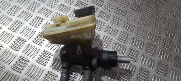 Ford Mondeo MK I Master brake cylinder 03212545003 03.2125-4500.3