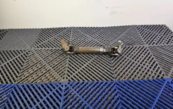 Toyota Auris E180 Steering column universal joint