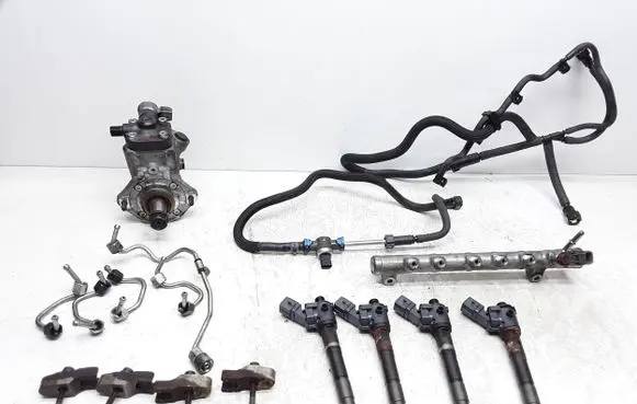 Volvo V40 Fuel injection system set 31432135 31303612