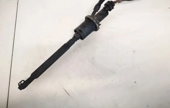 Clutch master cylinder