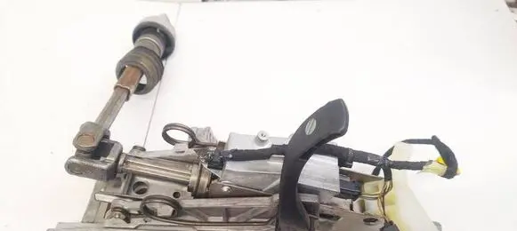 Ford Focus Steering wheel axle BV6N3C529GD BV6N-3C529-GD
