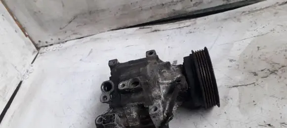 Toyota Corolla Verso E121 Air conditioning (A/C) compressor (pump) SCSA06C 4472206351