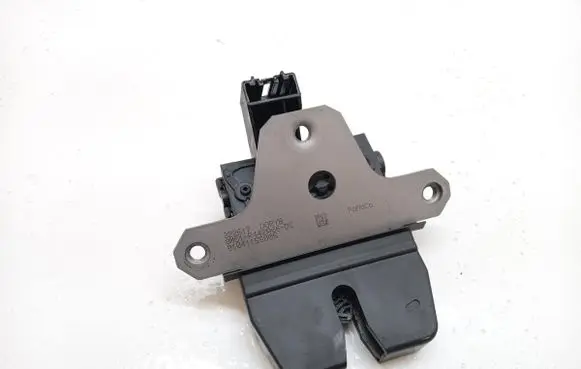 Ford Focus Tailgate/trunk/boot lock/catch/latch 8M51-R442A66-DC