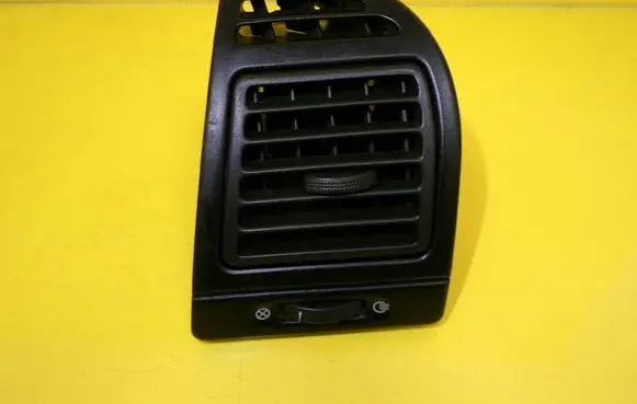 Daewoo Nubira Dashboard side air vent grill/cover trim 96271022