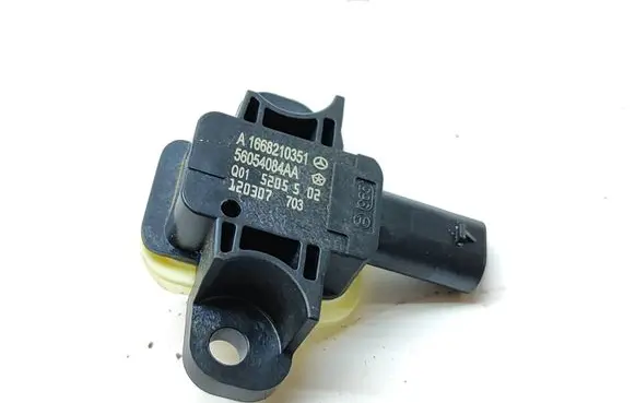 Mercedes-Benz B W246 W242 Airbag deployment crash/impact sensor A1668210351 56054084AA 12030730