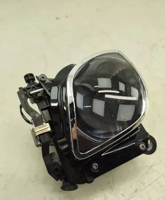 Mercedes-Benz C W205 Headlight part 130702004100 10EEG141