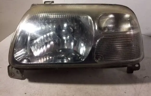 Suzuki Grand Vitara I Headlight/headlamp 10032078 10032080