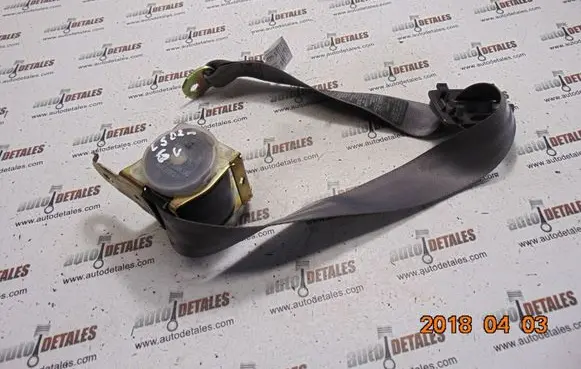 Lexus LS 430 Rear seatbelt 