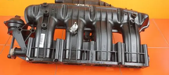Audi A3 S3 8P Intake manifold 06J198211D CDA