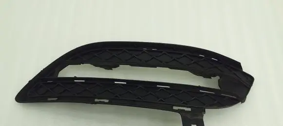 Mercedes-Benz B W246 W242 Front bumper lower grill A2468850722